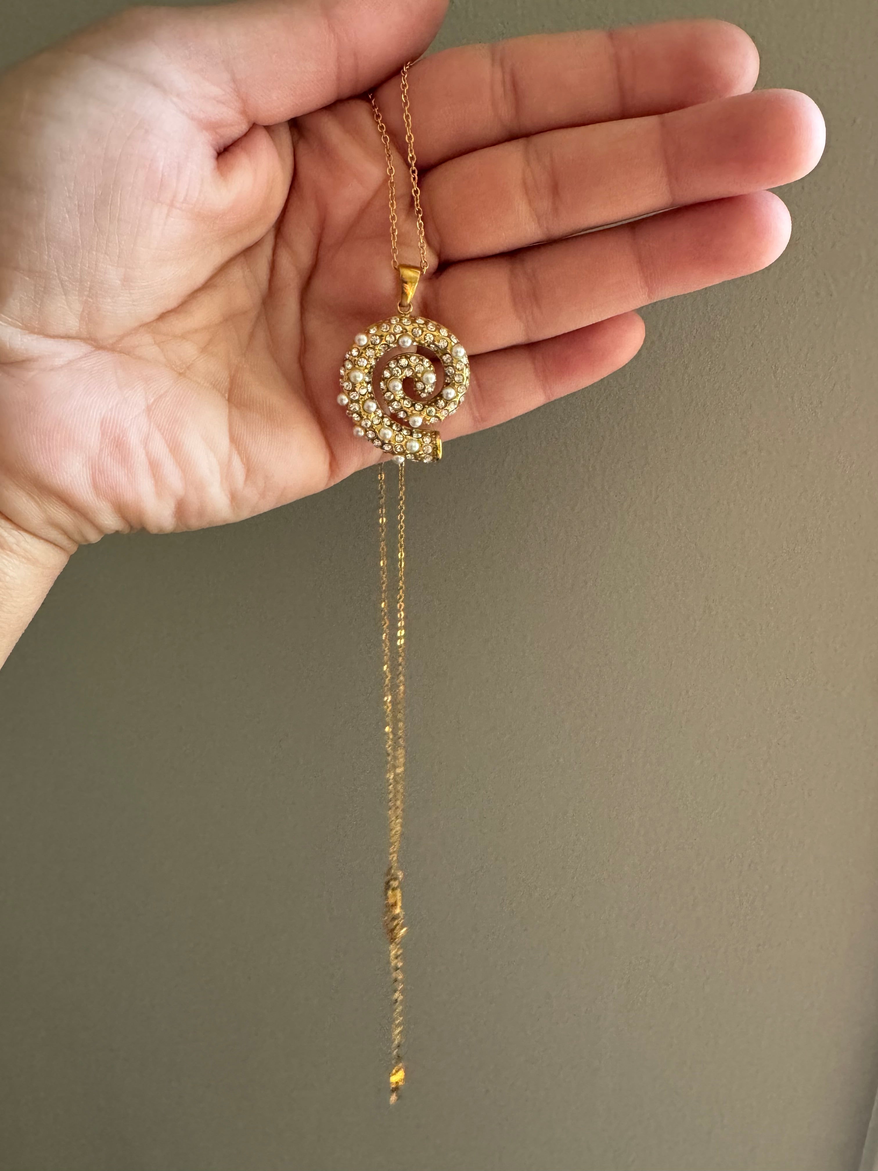 Looped Pearl Golden Necklace