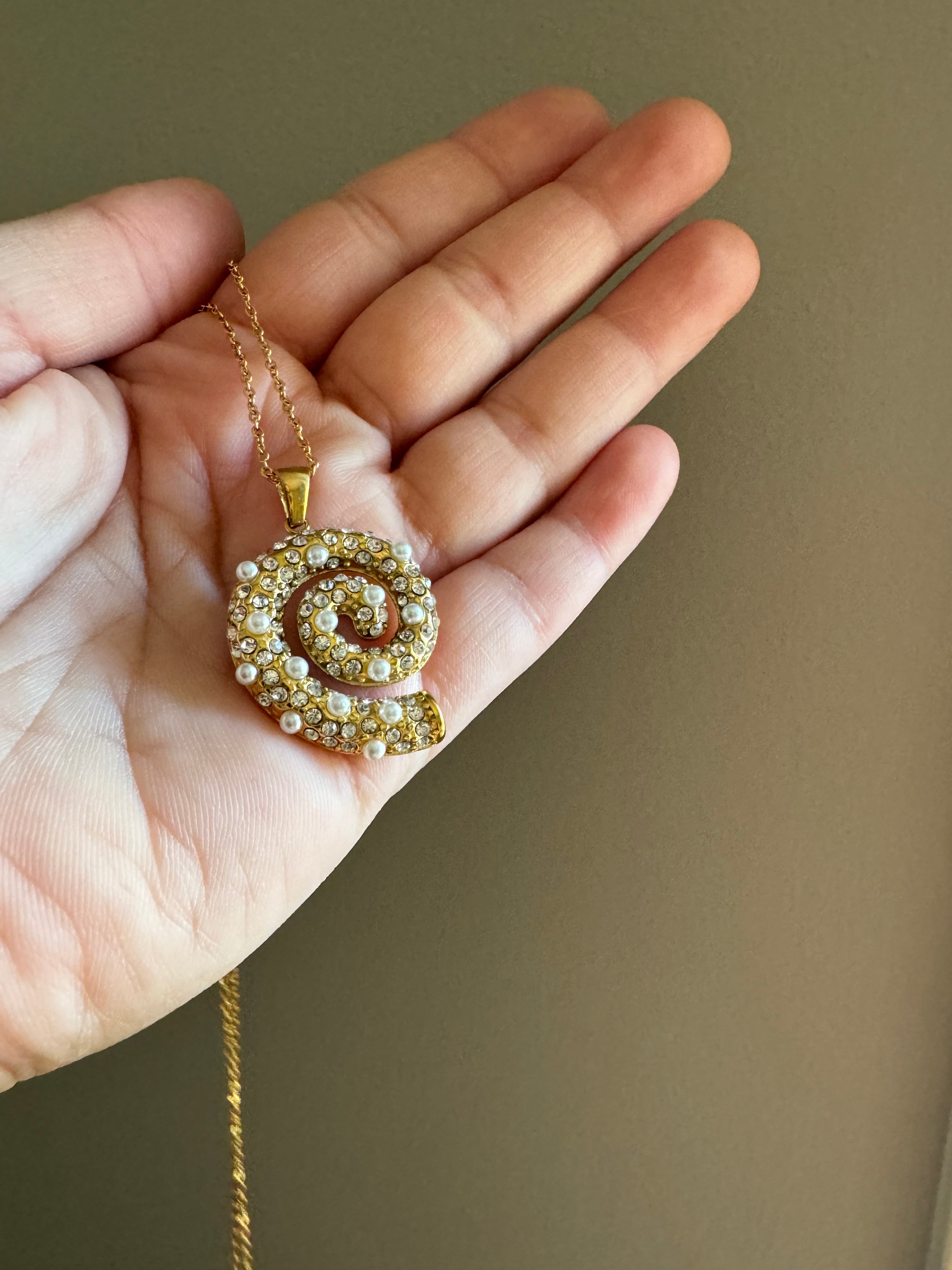 Looped Pearl Golden Necklace
