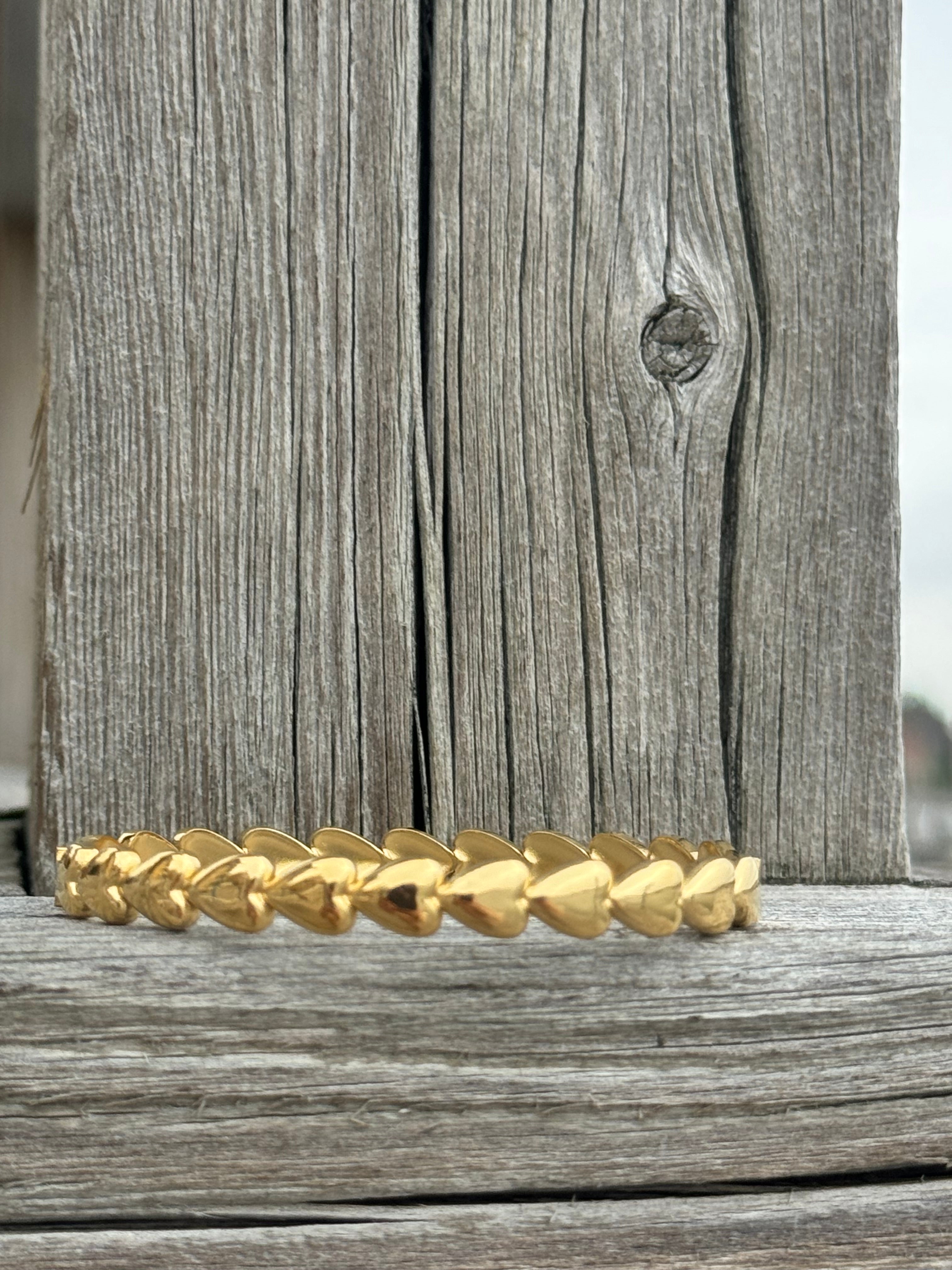 Tiny Heart Bracelet