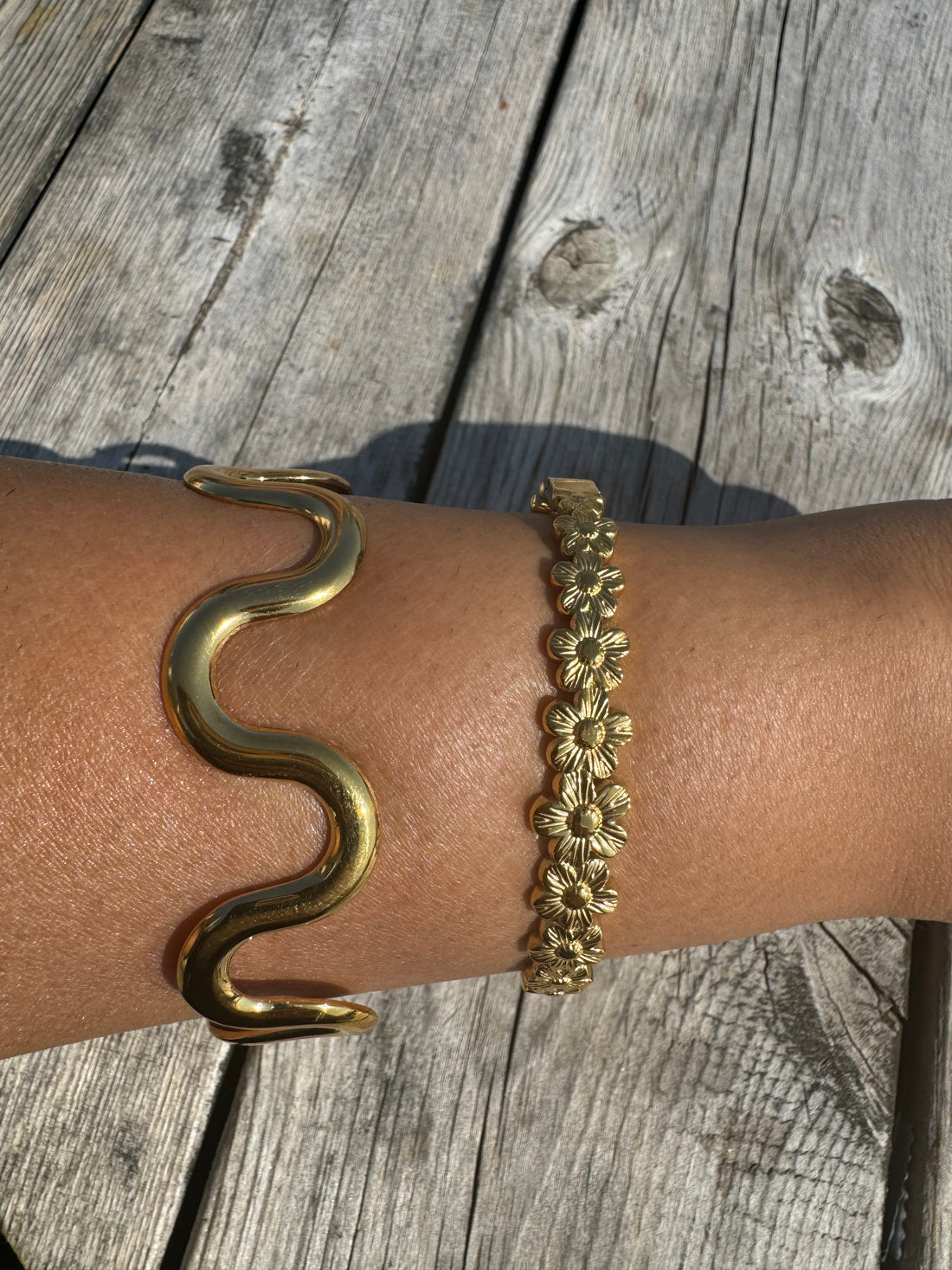 Flower Golden Bracelet