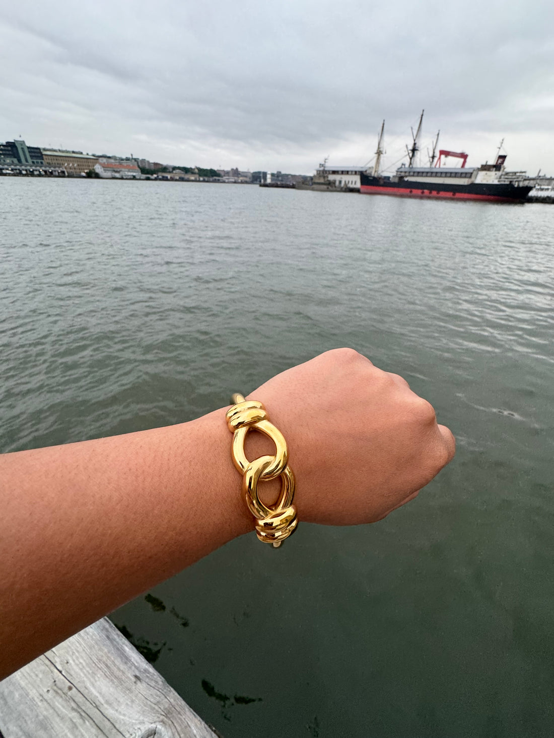 Rope Golden Bangle