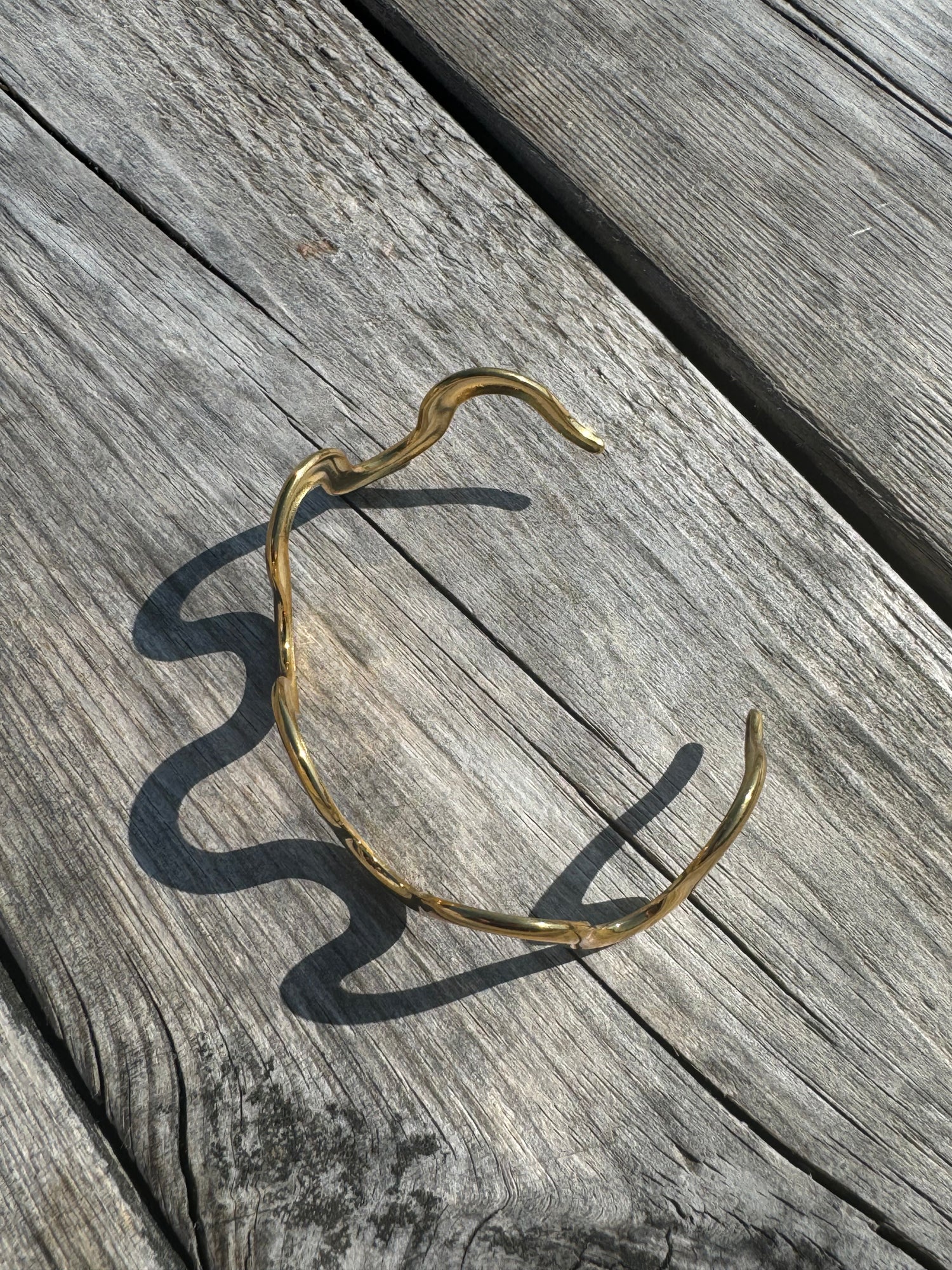 Wave Golden Bracelet