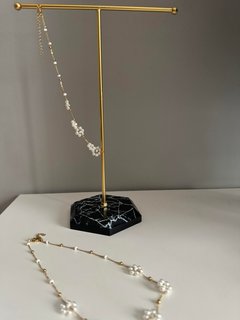 Flower White Necklace