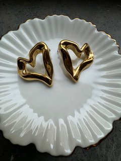 Curled Heart Earrings