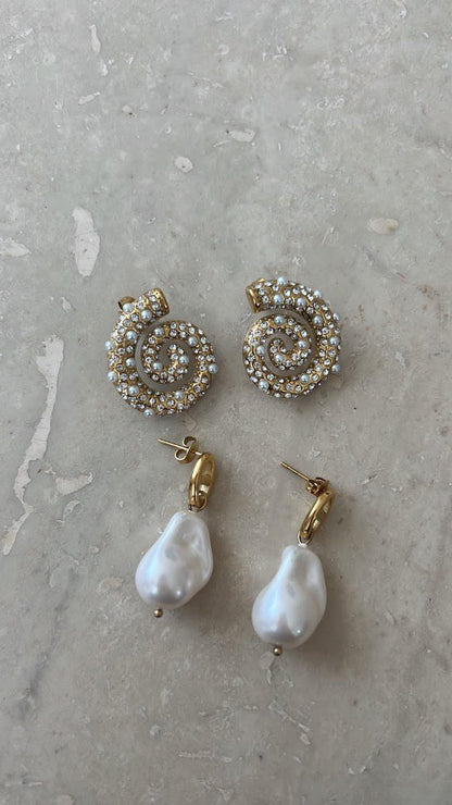 Looped Pearl Golden Earrings